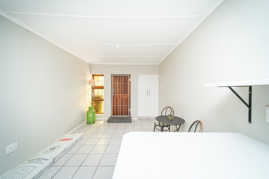 1 Bedroom Property for Sale in Abbotsford Eastern Cape